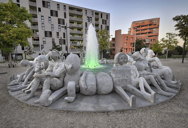 Jubiläumsbrunnen "WirWasser" von Gelatin